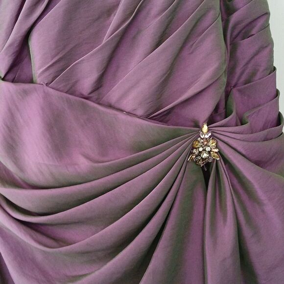 Maggie Sottero Flirt Purple beaded Pageant Prom Dress Sz 18 EUC - Picture 6 of 11